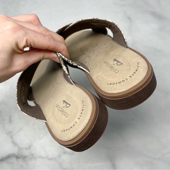 Clarks Collection Declan Ivy Python Snakeskin Padded Comfort Flat Mule Sandals - Picture 8 of 12